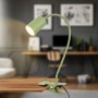 Lindgrüne Briloner LED-Klemmleuchte FLEKS mit Schwanenhals und Kabelschalter.