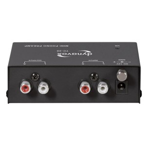 Dynavox TC-20 Phono-Vorverstärker Rückseite mit Anschlüssen für Plattenspieler.