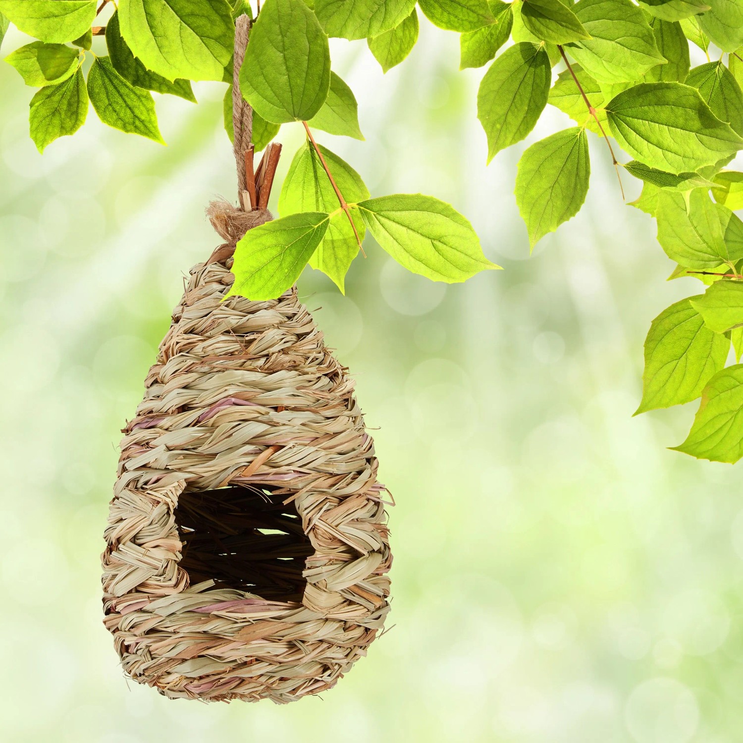 Hängendes Vogelnest aus Stroh, Natur, mit Einflugloch, für kleine Ziervögel, 29x12cm.