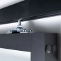 Detailaufnahme: Befestigung der Loft+Mehr Schiebetür an der Laufschiene.