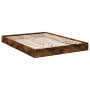 Modernes vidaXL Bettgestell 140x200 cm in Räuchereiche Optik aus Holzwerkstoff mit Lattenrost.