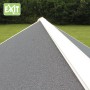 Detailansicht des wasserdichten Bitumendachs vom EXIT Loft 500 Holzspielhaus.