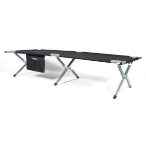 Zusammenklappbares 24MOVE Campingbett/Feldbett in Schwarz mit Tragetasche.