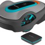 Gardena Mähroboter smart Sileno life 750 mit Ladestation, grau und türkis.
