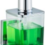 Wenko Vacuum-Loc® Seifenspender Quadro aus Edelstahl mit grüner Seife.