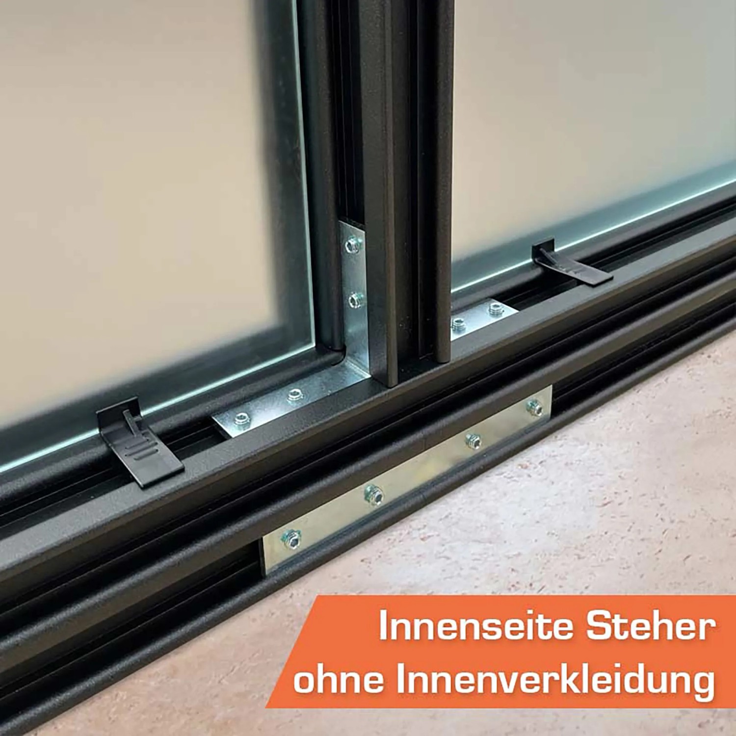 Detailaufnahme SunElements Gartenhaus SunGarden Infinity: Innenansicht der Konstruktion.