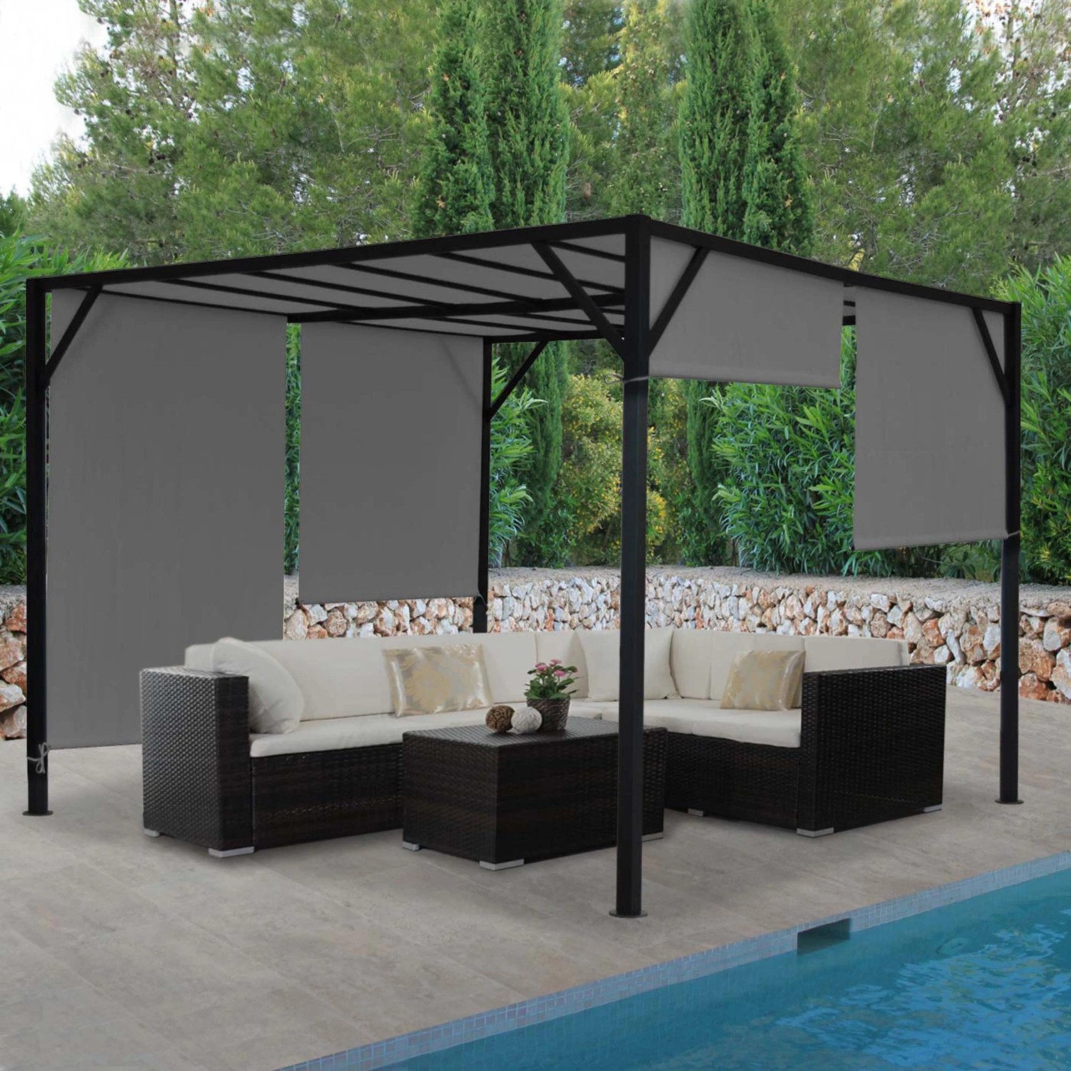 Graue MCW Pergola Beja 4x3m mit stufenlos regulierbarem Schiebedach und Sitzgruppe auf Terrasse.
