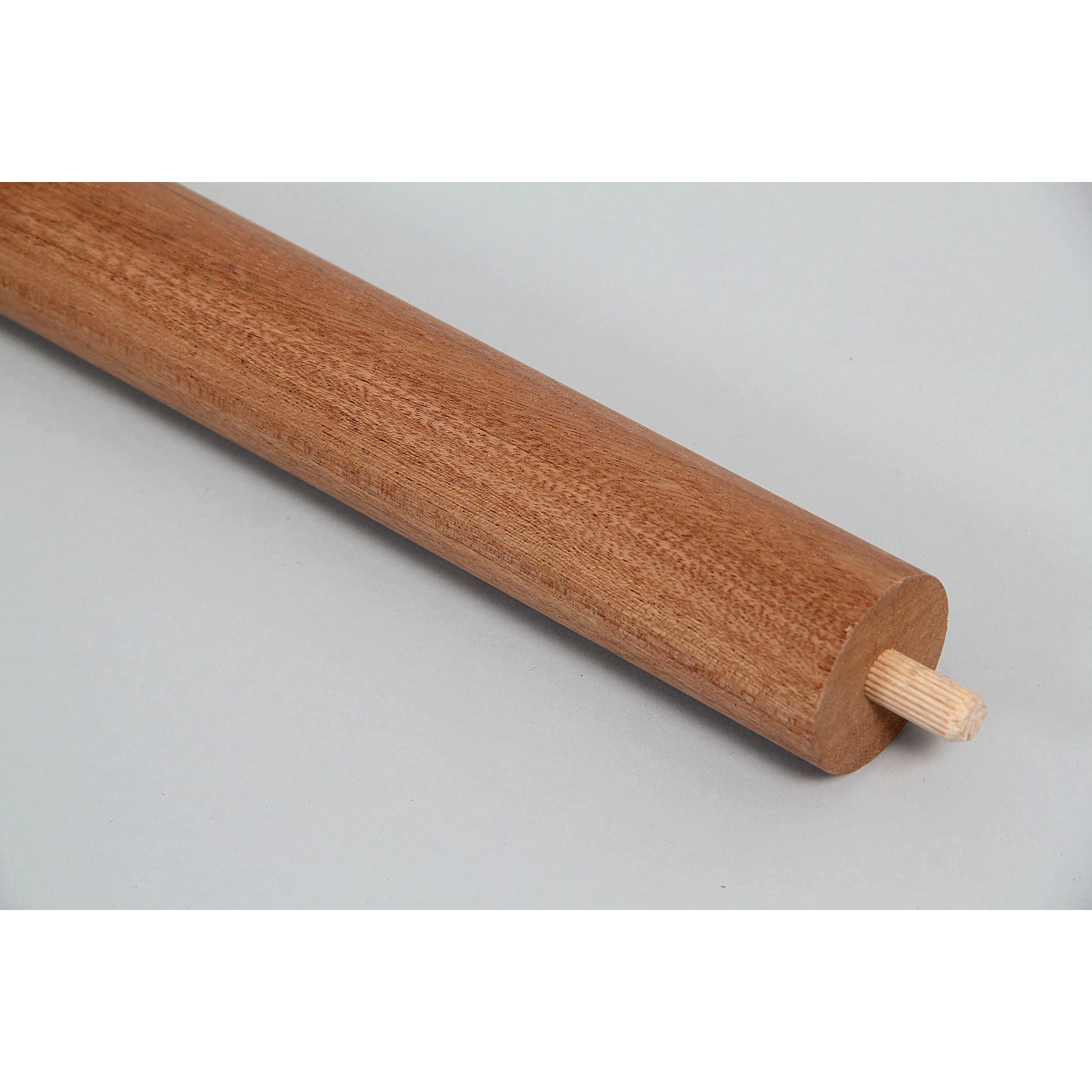 Runder Sapelli Handlauf, 40 mm x 1500 mm, rotbraunes Tropenholz für Innen- und Außenbereich.