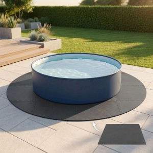 Runde schwarze EVA-Schaumstoff Poolunterlage, modular, unter einem Pool auf der Terrasse. Schützt den Boden, isoliert und ist rutschhemmend.