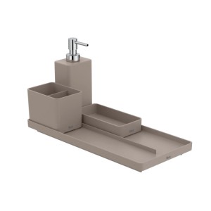 Matt sandfarbenes 4-teiliges ROCA Badezimmer Set aus Kunststoff. Modernes Tablett mit Seifenspender, Seifenschale, Behälter.
