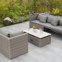 Gartenmöbel Lounge-Gruppe San Marco aus grauem Polyrattan mit Tisch und hellgrauen Kissen.
