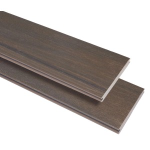 GartenLand WPC Terrassendielen Advance, Walnuss Bicolor, geprägte Holzstruktur.