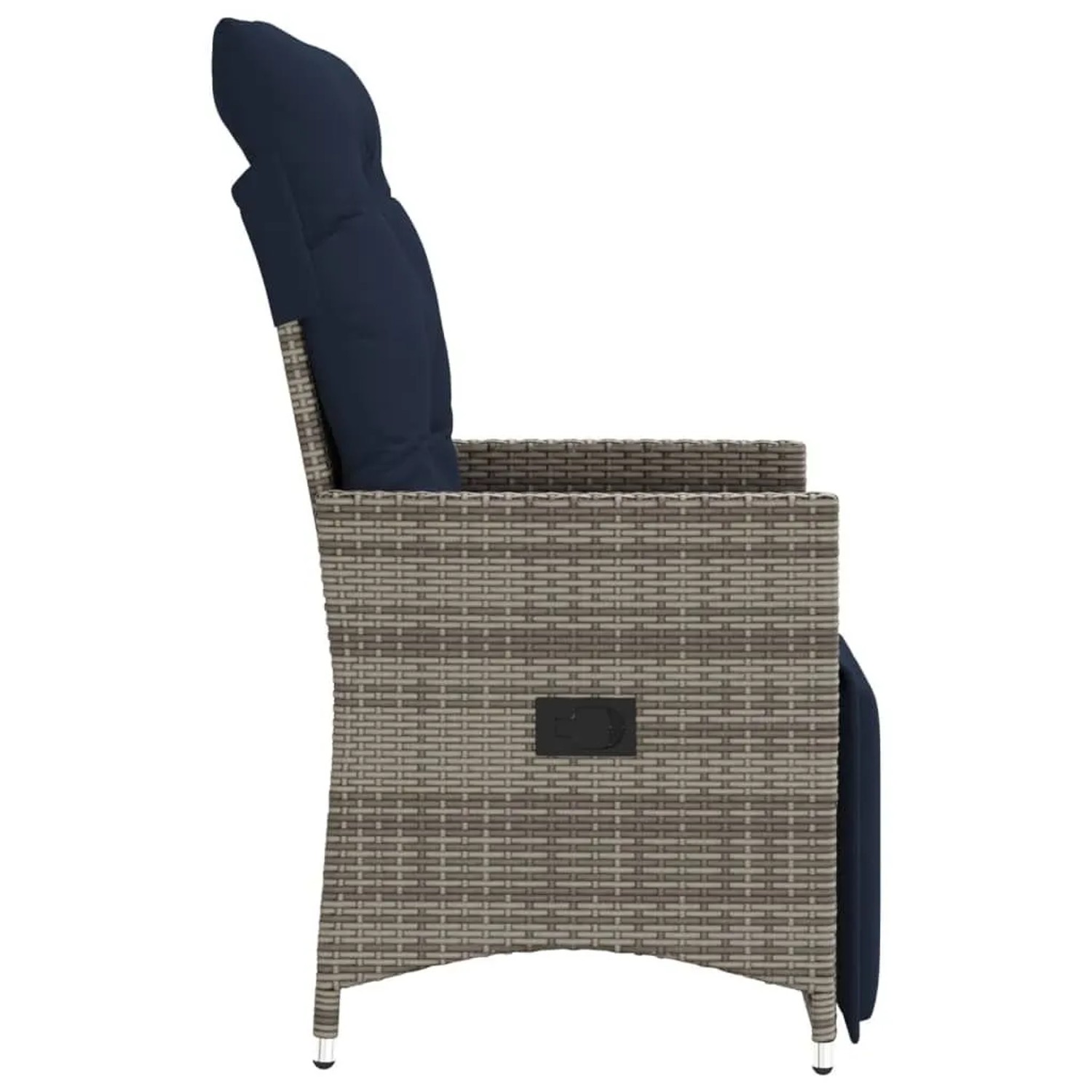 Grauer verstellbarer Gartensessel aus Polyrattan mit marineblauen Kissen, Seitenansicht.