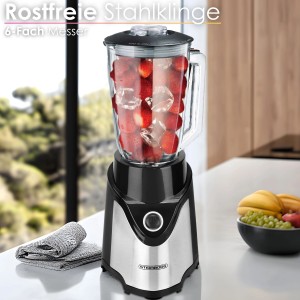 Steinborg Standmixer SB-7030 mit Erdbeeren und Eiswürfeln im Glaskrug.