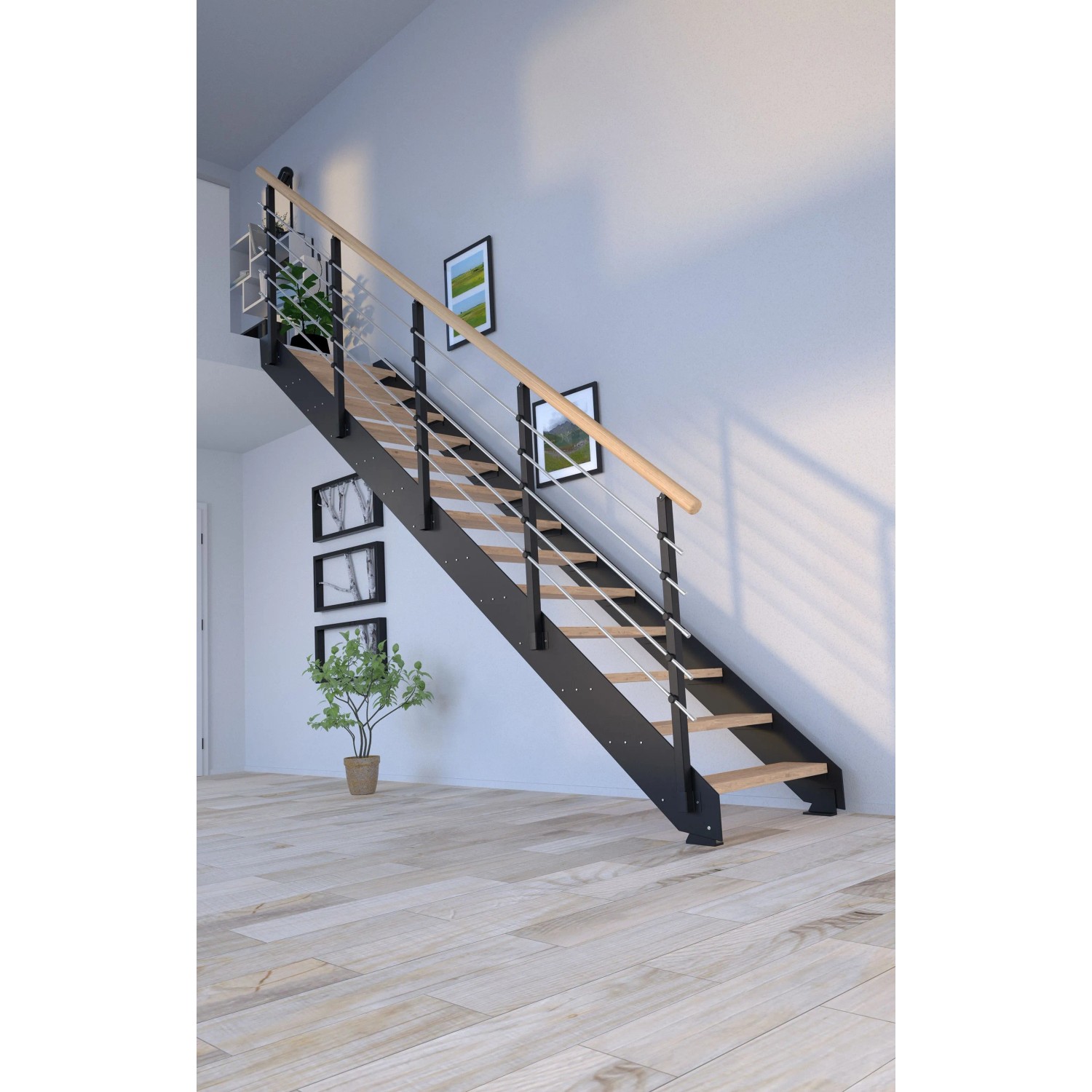Treppe Kos mit 13 Stufen aus Eiche rustikal, schwarzem Metallgeländer und Edelstahlstäben.