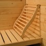 Karibu ergonomische Rückenlehne Classic aus Holz in Sauna.