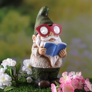 Grüner LED Solar Gartenzwerg "Bücherwurm" mit roter Brille und blauem Buch. Gartenfigur 24,5cm hoch.