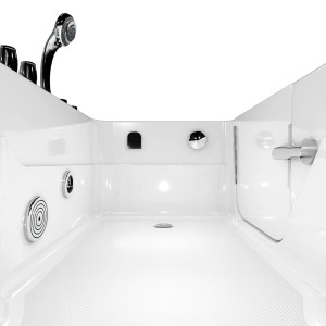 Innenansicht der weißen AquaVapore Senioren-Whirlpoolwanne mit Tür, Handbrause und Massagedüsen.