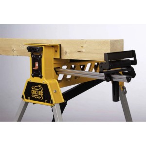 Batavia Croc Dock Laufrollenführung zur Unterstützung langer Werkstücke auf Hobelbank.