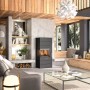 Justus Voga W+ Kaminofen, Stahl schwarz, 6,5 kW im modernen Wohnzimmer.