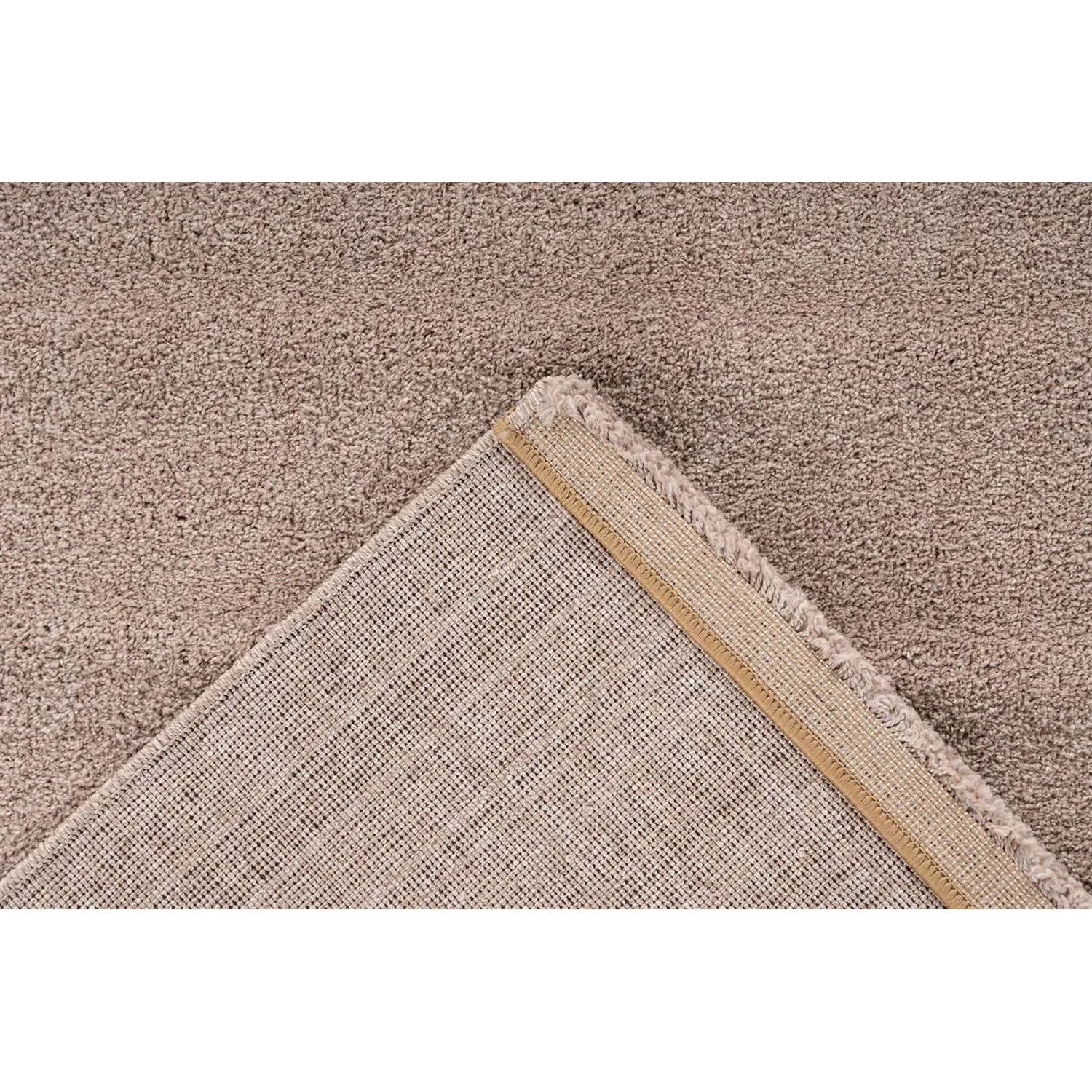 MeGusta Kurzflor Teppich Uni Klassisch Taupe, 160x230 cm. Detailansicht der Teppichstruktur und Rückseite.