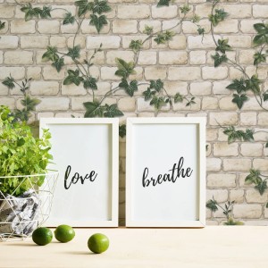 Bricoflor Steinwand Tapete mit Efeu in Creme/Grün. Vintage Mauertapete für Wohnzimmer.