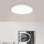 Weiße, runde Eglo LED Aufbauleuchte Crespillo mit neutralweißem Licht an der Decke.