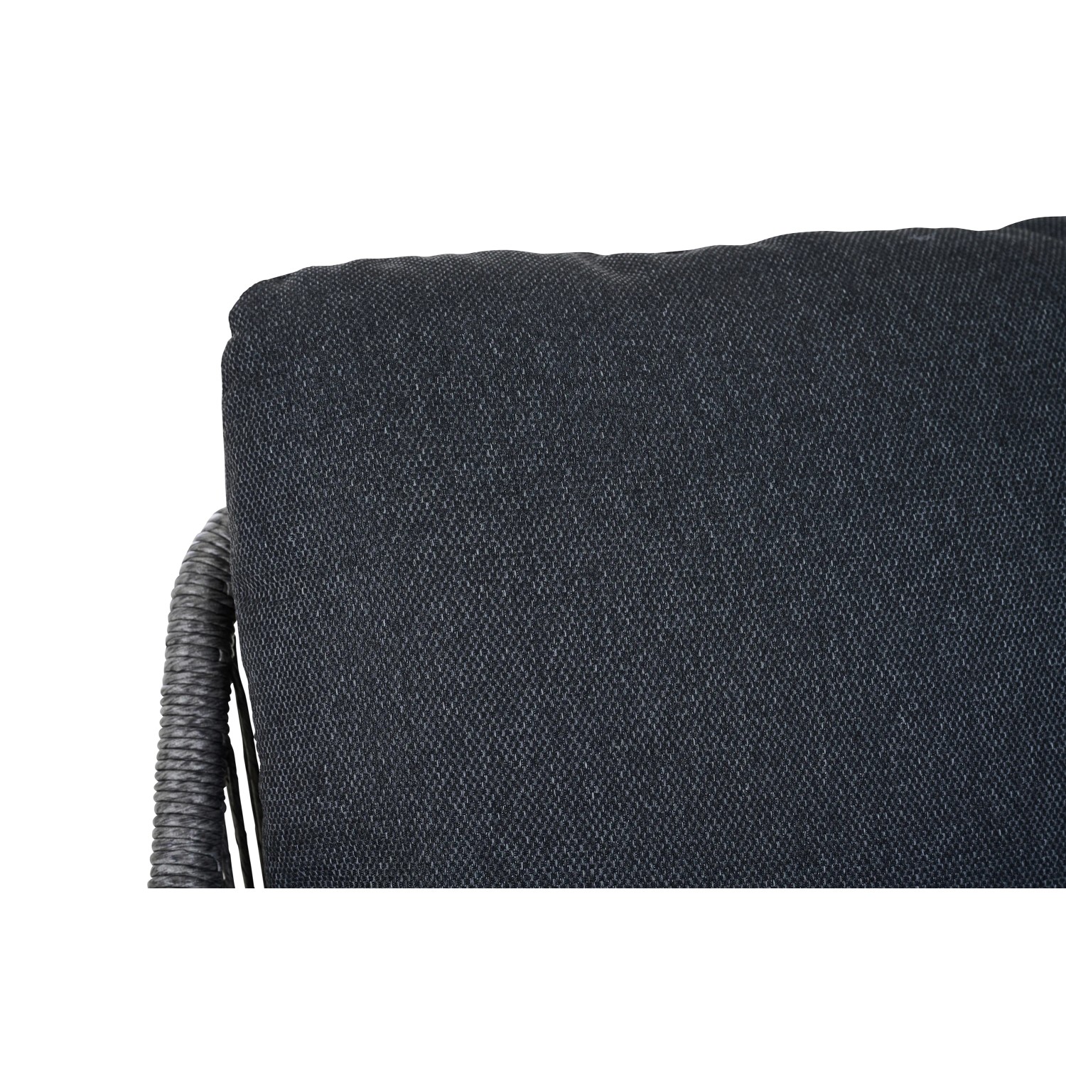 Detailaufnahme: Grauer Siena Garden Loungesessel Kansas mit Kissen.