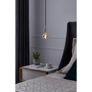 Eglo LED-Leuchtmittel E27 in Glühlampenform mit irisierendem Glas und warmweißem Licht.