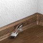 Ecke mit montierter Sockelleiste System 5 Eiche Sardinia mit Kabelkanal.