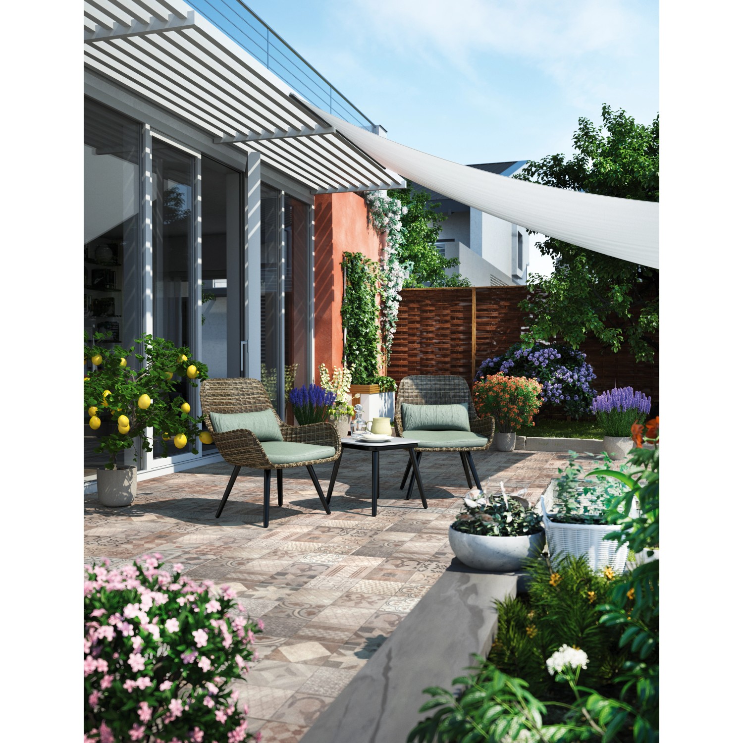 Verlegte EHL Terrassenplatte Mosaik Salihari Beige-Grau 60x60 cm mit Sitzgruppe im Garten.