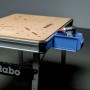 Metabo Multifunktionstisch MWB 100 mit Werkzeug in blauer Box. Mobile Werkbank mit Lochraster.