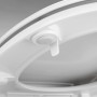 Detailaufnahme: Weißer Wenko WC-Sitz Licata aus Duroplast mit Absenkautomatik und Fix-Clip Befestigung.