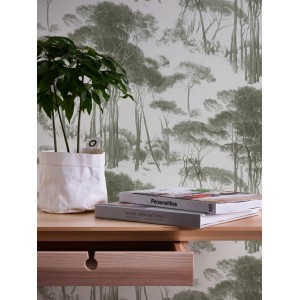 Vliestapete Wald in Grün/Weiß mit leichter Struktur. Dekorative Tapete mit Waldmotiv.