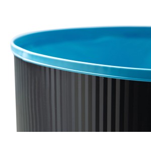 Detailaufnahme: Blaue Ovalfolie 8,00 x 4,00 x 1,50 m für Schwimmbecken.