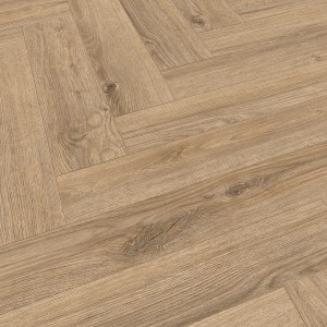 Classen Ville Laminat Rello Oak im Fischgrätmuster, geeignet für Fußbodenheizung.