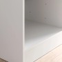 Detailaufnahme: Weißer Unterschrank der Küchenzeile Mailand, Front Hochglanz.