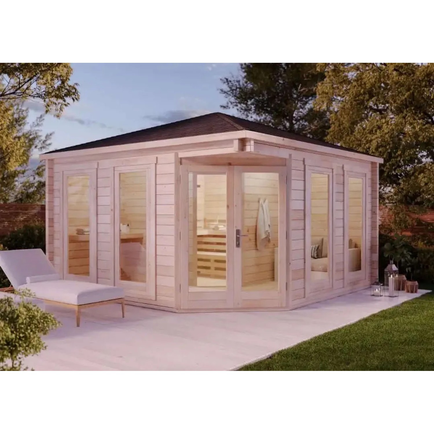Finntherm Gartensauna Sandor-70 aus naturbelassenem Holz mit Glasfenstern und -tür.