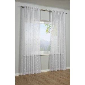 Weißer, transparenter Bennetti Schal mit Gardinenband, 140x245 cm, vor Fenster.
