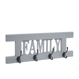 Grau-blaue Wandgarderobe im Shabby-Look mit 4 Doppelhaken und "Family" Schriftzug.