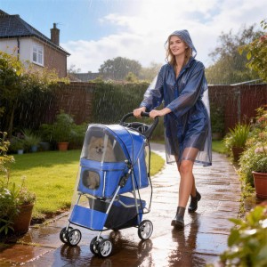 Blauer PawHut Hundewagen mit Regenschutz, in dem ein Hund bei Regen spazieren gefahren wird. Ideal für Hundetransport.