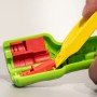 WEICON Coax-Stripper No.1F Plus Green Line Zange beim Abisolieren eines Koaxialkabels.
