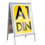 KARAT Kundenstopper aus Aluminium, A1 Plakatständer für Werbung, 107x64,4 cm.