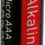 AAA Batterie, Alkaline, LR03, 1.5V, rot-schwarz. Ideal für Geräte mit konstantem Strombedarf.