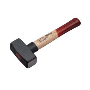 LUX Fäustel 2.000 g Comfort mit Eschenstiel und schwarzem Kopf.