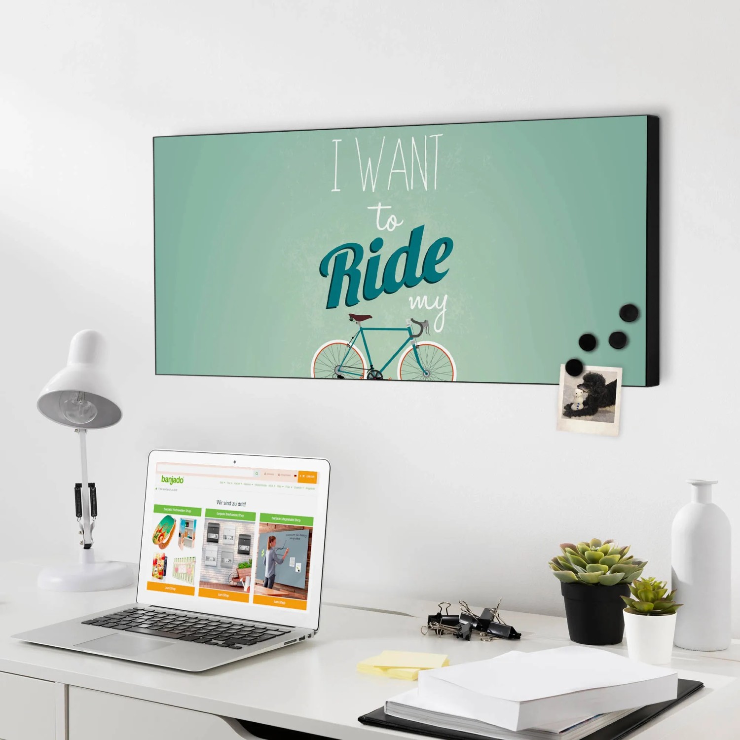 Banjado Magnettafel 78x37cm mit Fahrrad-Motiv als Wanddekoration.