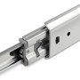 SOTECH Vollauszug 80 Kg 550 mm Soft Close, Detail des verzinkten Stahl Schubkastenauszugs mit Kugelkäfig.