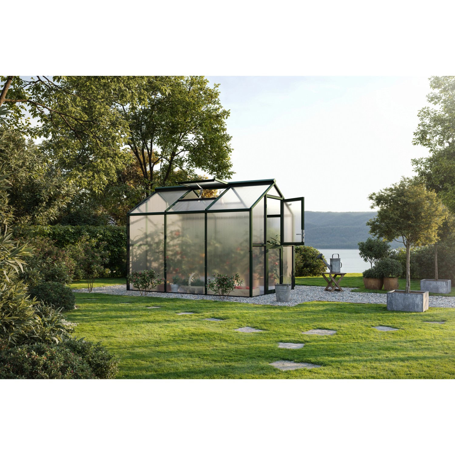 KGT Gewächshaus Galant III, tannengrün, 6,65 m², mit geöffneter Tür im Garten.