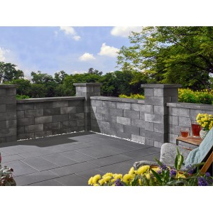 Kann Lindeza Mauer mit Abdeckplatten in Vulkananthrazit. Moderne Gartengestaltung mit Mauersteinen.