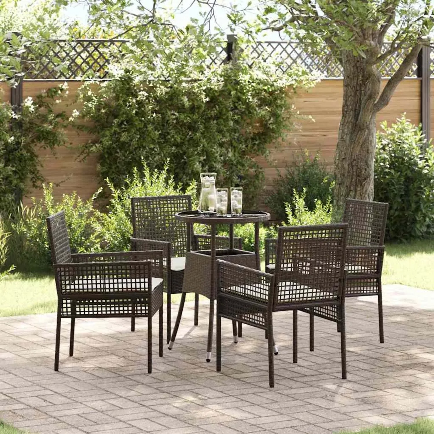 Braune 5-tlg. vidaXL Garten Essgruppe aus Poly Rattan mit Tisch und Stühlen.